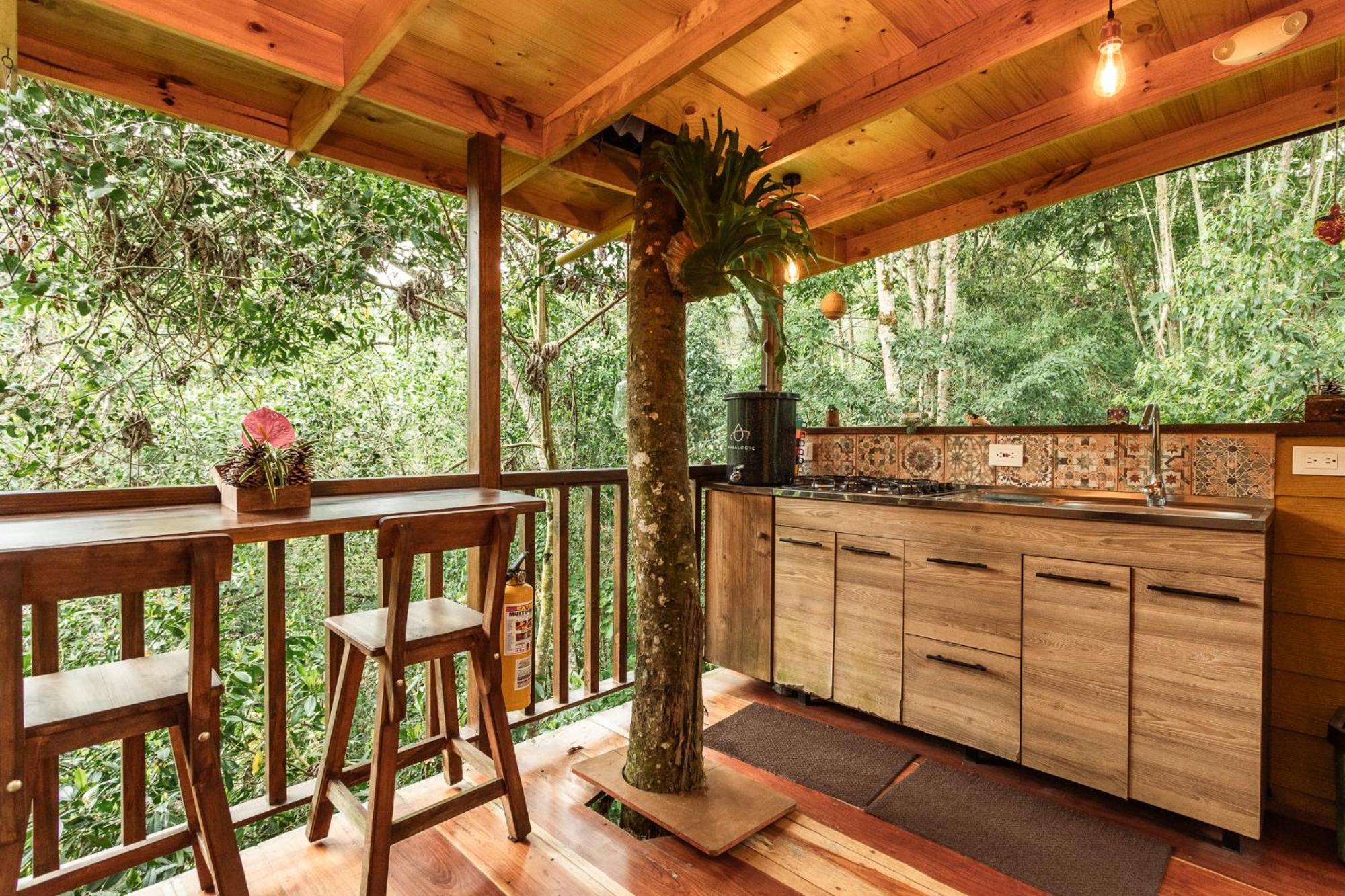 Tominejo Ecolodge - Casas En Los Arboles Neira Exterior photo
